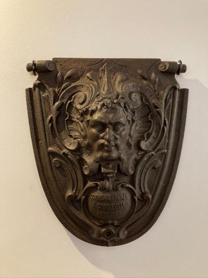 Charleville-Mézières Suite Charles - Vue Musee Rimbaud מראה חיצוני תמונה